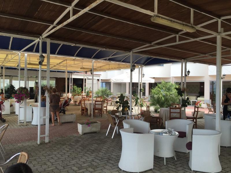 Hotel Ferrara دراس المظهر الخارجي الصورة