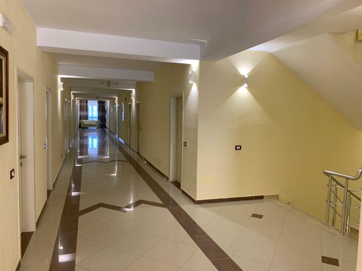 Hotel Ferrara دراس المظهر الخارجي الصورة