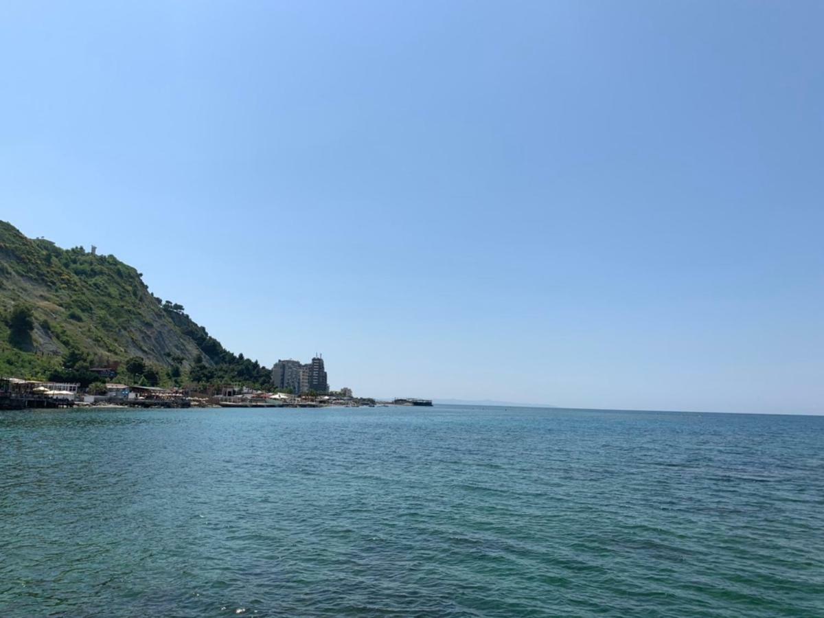 Hotel Ferrara دراس المظهر الخارجي الصورة