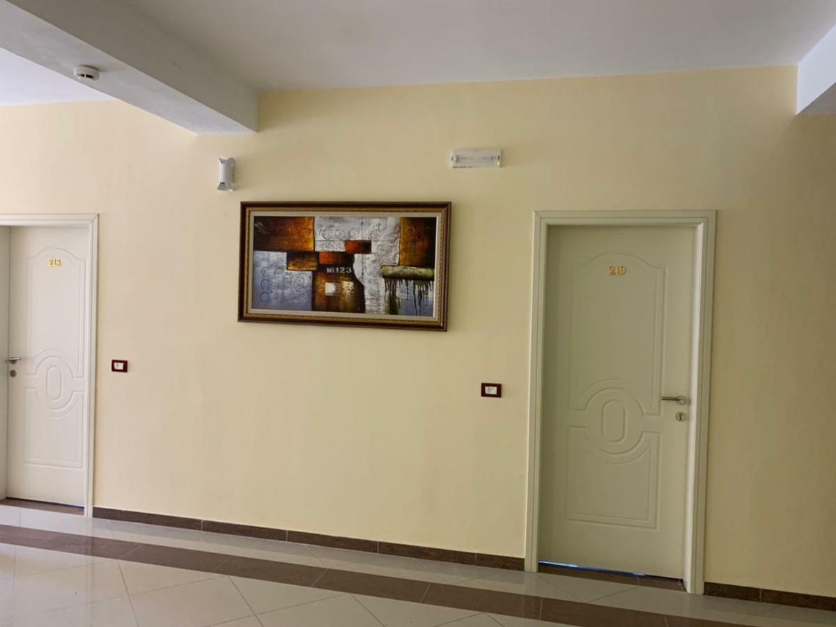 Hotel Ferrara دراس المظهر الخارجي الصورة
